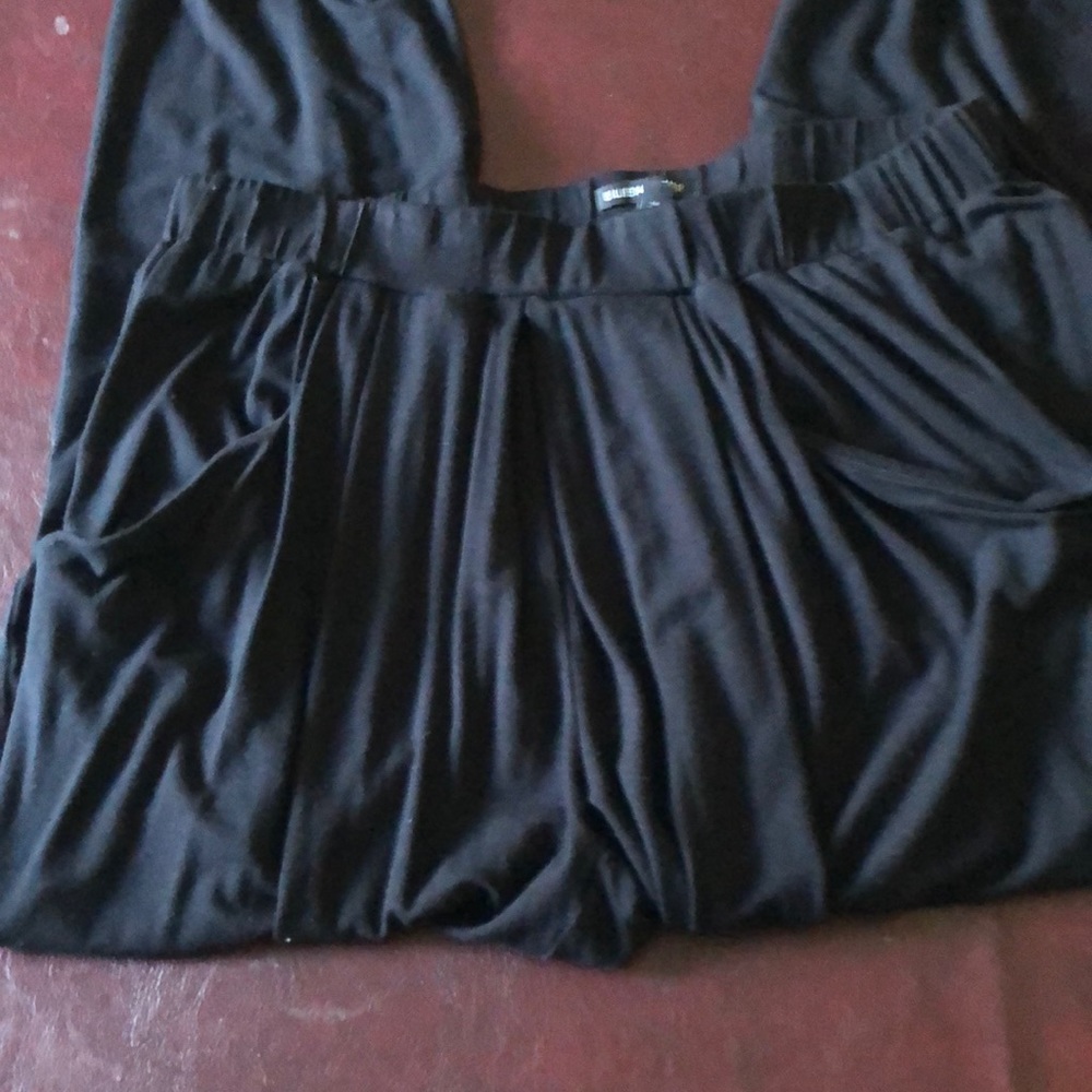 Eileen Fisher Black slouchy  Pants